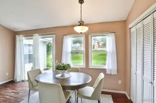 11858 Villa Dorado Dr, Saint Louis, MO 63146 - Photo 15