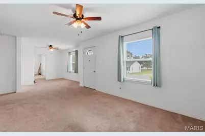 805 Brooksher Drive, Elsberry, MO 63343 - Photo 5