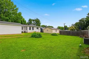 805 Brooksher Dr, Elsberry, MO 63343 - Photo 37