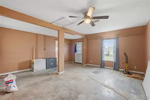 805 Brooksher Dr, Elsberry, MO 63343 - Photo 19