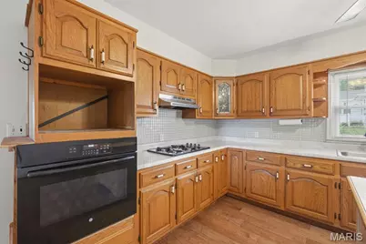805 Brooksher Drive, Elsberry, MO 63343 - Photo 15