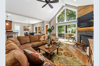890 Warwick Lane, Glendale, MO 63122 - Photo 7