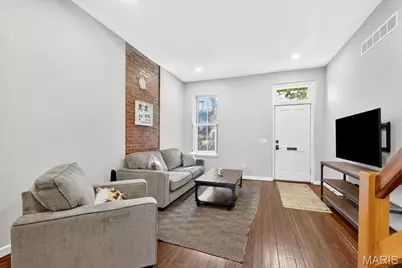 1323 Shenandoah Avenue, Saint Louis, MO 63104 - Photo 7
