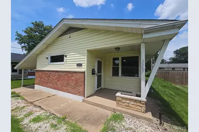 2207 Hollis Drive, Saint Louis, MO 63136 - Photo 3