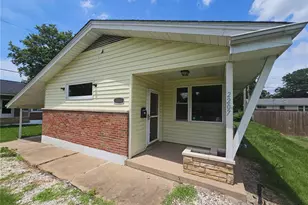 2207 Hollis Dr, Saint Louis, MO 63136 - Photo 3