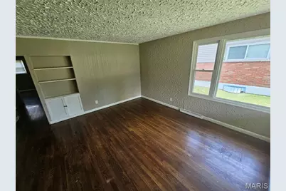 2207 Hollis Drive, Saint Louis, MO 63136 - Photo 5