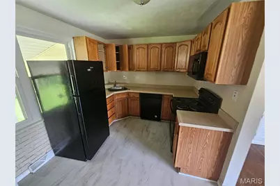 2207 Hollis Drive, Saint Louis, MO 63136 - Photo 7