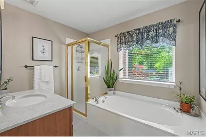 206 N Castello Street, Florissant, MO 63031 - Photo 17