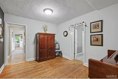 206 N Castello Street, Florissant, MO 63031 - Photo 11