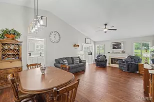 2417 S Lakeridge Ct, Lake Saint Louis, MO 63367 - Photo 5