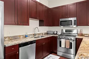 9 N Euclid Ave, Saint Louis, MO 63108 - Photo 5