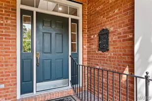 13052 Pembrooke Valley Ct, Town and Country, MO 63141 - Photo 5