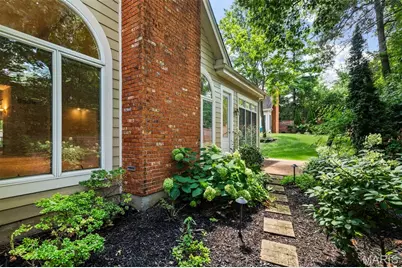 13052 Pembrooke Valley Court, Town and Country, MO 63141 - Photo 67