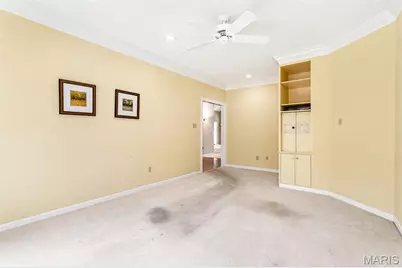 13052 Pembrooke Valley Court, Town and Country, MO 63141 - Photo 19