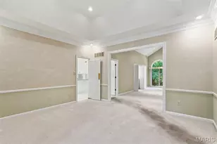 13052 Pembrooke Valley Ct, Town and Country, MO 63141 - Photo 13