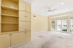 13052 Pembrooke Valley Ct, Town and Country, MO 63141 - Photo 17
