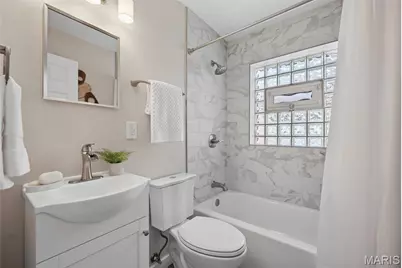 5312 Robert Avenue, Saint Louis, MO 63109 - Photo 13