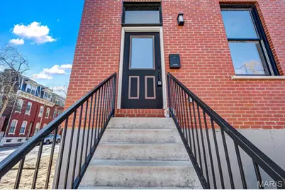 1000 Barton Street, Saint Louis, MO 63104 - Photo 3
