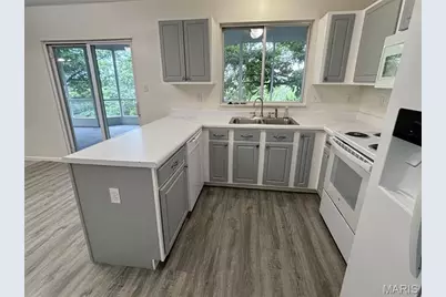 408 Bethany Court, Valley Park, MO 63088 - Photo 7