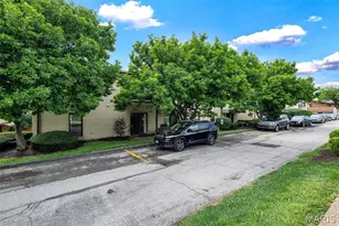 1251 Guelbreth Lane, Saint Louis, MO 63146 - Photo 27