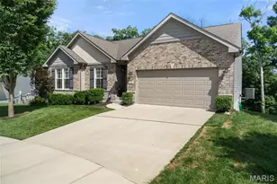 104 Hartford Ct, Fenton, MO 63026 - Photo 3