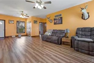 19220 Pike 459, Curryville, MO 63339 - Photo 5