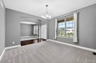 141 Central Park Ave, Wentzville, MO 63385 - Photo 7