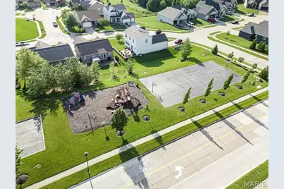 141 Central Park Avenue, Wentzville, MO 63385 - Photo 61