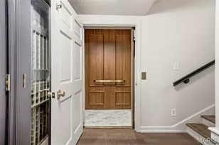 12 Rolling Rock Ln, Ladue, MO 63124 - Photo 53