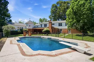 12 Rolling Rock Ln, Ladue, MO 63124 - Photo 3