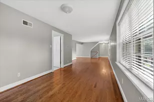 7225 Clayton Rd, Saint Louis, MO 63117 - Photo 3