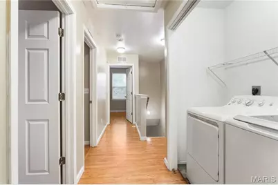 1024 Bates Street, Saint Louis, MO 63111 - Photo 11