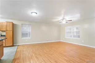 1024 Bates St, Saint Louis, MO 63111 - Photo 7