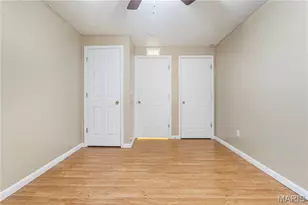 1024 Bates St, Saint Louis, MO 63111 - Photo 23