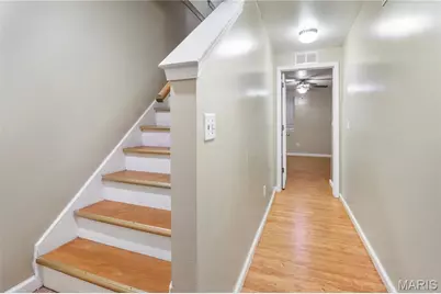 1024 Bates Street, Saint Louis, MO 63111 - Photo 21