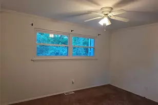 3318 Hannibal Dr, Saint Charles, MO 63301 - Photo 9