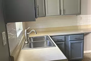 1276 Vaughan Dr, Saint Louis, MO 63130 - Photo 15