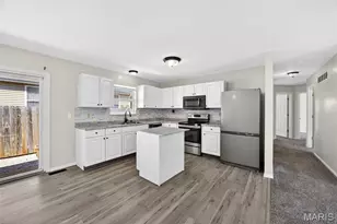 232 Autumn Oaks Dr, Troy, MO 63379 - Photo 5