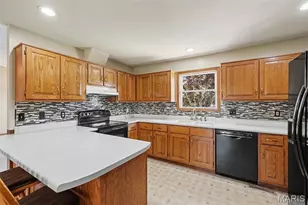 151 Plantation Dr, Troy, MO 63379 - Photo 17