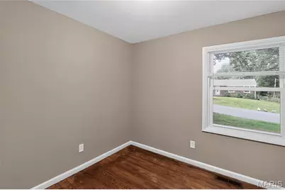 1627 Keelen Drive, Saint Louis, MO 63136 - Photo 9
