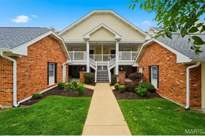 7312 Woodlawn Colonial Lane, Shrewsbury, MO 63119 - Photo 1