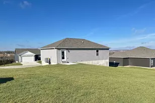 112 Ventnor Ave, Union, MO 63084 - Photo 5