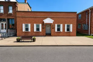 305 Rue St. Francois St, Florissant, MO 63031 - Photo 1
