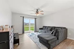 428 Copperfield Ct, Saint Charles, MO 63301 - Photo 9