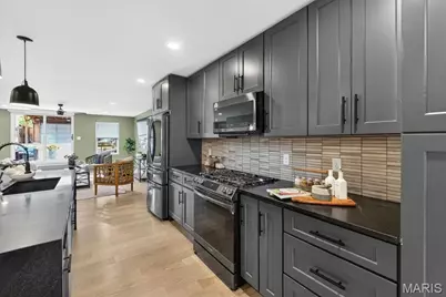 2912 Missouri Avenue, Saint Louis, MO 63118 - Photo 9