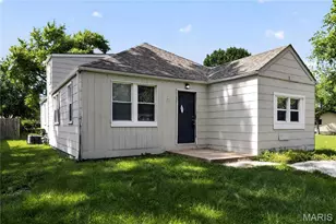 25 Barcelona Ave, Saint Louis, MO 63138 - Photo 3