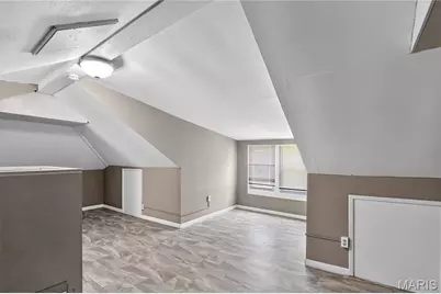 25 Barcelona Avenue, Saint Louis, MO 63138 - Photo 27