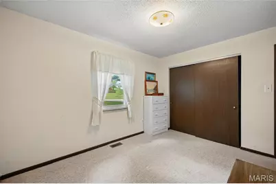 118 Wallach Drive, Murphy, MO 63026 - Photo 7