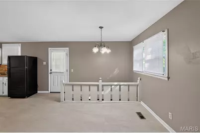 1037 Forestwood Drive, Saint Louis, MO 63135 - Photo 19