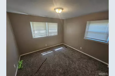 1037 Forestwood Drive, Saint Louis, MO 63135 - Photo 5